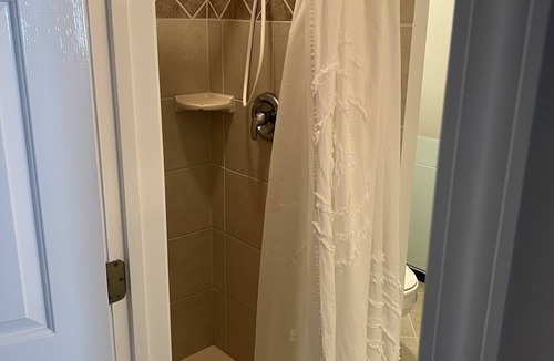 Marshallberg Apartment | Cozy studio apartment with water access located close to Beaufort and Morehead.