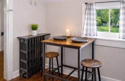 Bonnycastle Apartment | Cozy Studio Retreat in the Heart of the Highlands