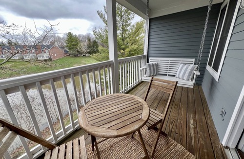 Harrods Creek House | Cozy Townhome on Harrods Creek in Prospect, Kentucky