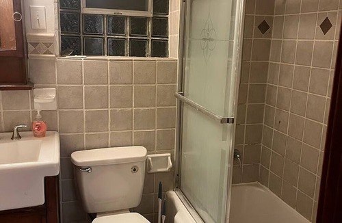 St. Louis Apartment | Cozy Updated 2BR Home Near Carondelet Park