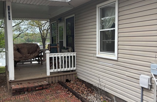 Osage Beach Cottage | Cozy wooded 2-bedroom cottage on the lake in Osage Beach