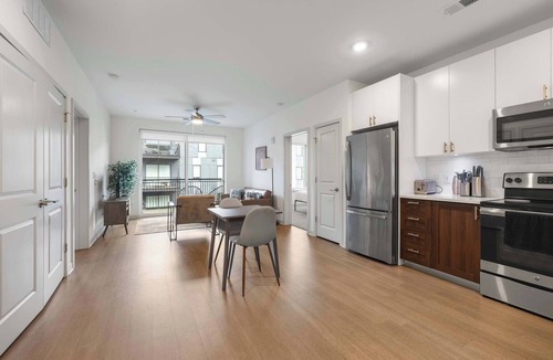 Downtown Louisville Apartment | CozySuites at Nulu