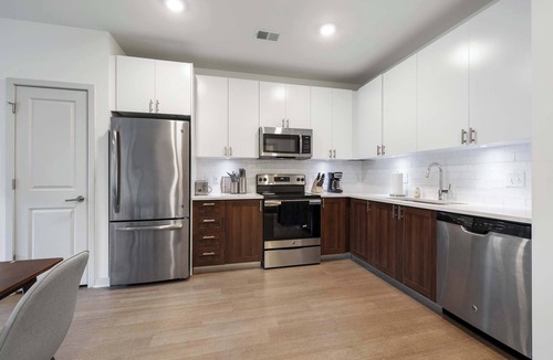 Downtown Louisville Apartment | CozySuites at Nulu