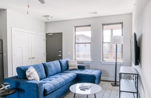 Music Row Apartment | CozySuites Music Row Chic 1BR in Nashville! 27