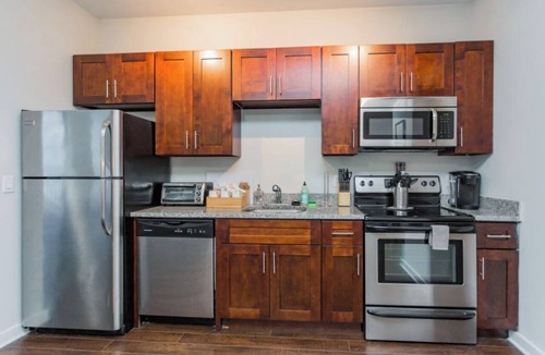 Music Row Apartment | CozySuites Music Row Alluring 1BR in Nashville! 13