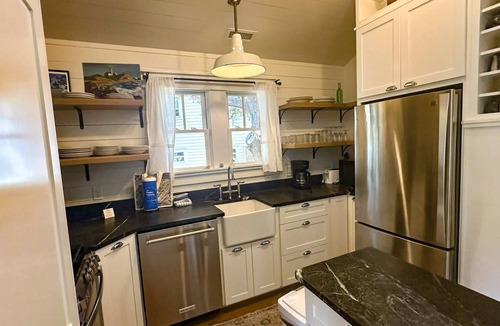 Ocracoke House | CR61: Cedar Tree Cottage: Historic Charm | Wheelchair Ramp