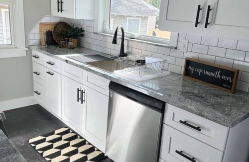 Hesston Cottage | Crabapple Cottage Your cozy temporary home