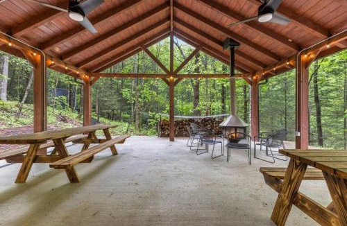 Pine Ridge House | Creekside - Camping Cabin Retreat - RRG KY