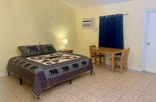 Cosby Hotel | Cub Motel