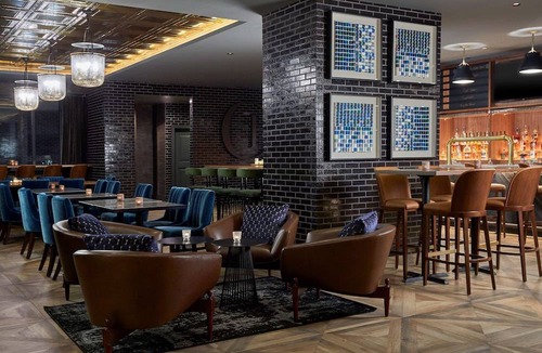 Fort Sanders Hotel | Cumberland House Knoxville, Tapestry Collection by Hilton