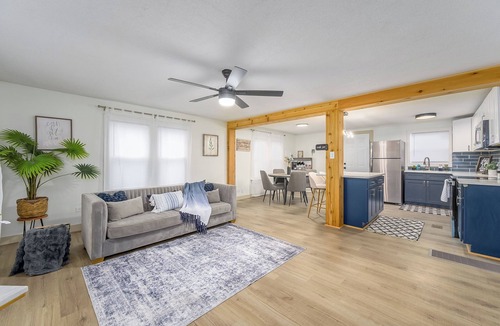 Wichita House | Cute 2BR Home with a Fire pit & Tiny Home