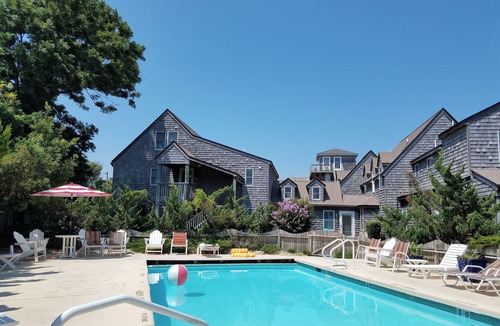 Ocracoke Villa | CV7B: North Point B -2nd floor studio!