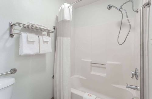 Colby Hotel | Days Inn by Wyndham Colby