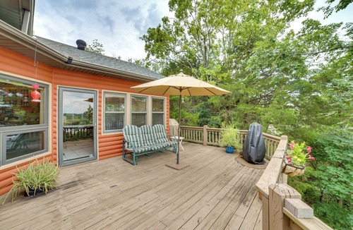 Shell Knob Cabin | Decks & Views: Spacious Cabin Near Table Rock Lake