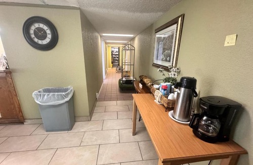 West Helena Hotel | Delta Inn West Helena US 49 AR