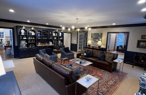 Indian Hills House | DERBY 152 House For RentnSpacious 6-bedroom home 15 minutes from Churchill Downs