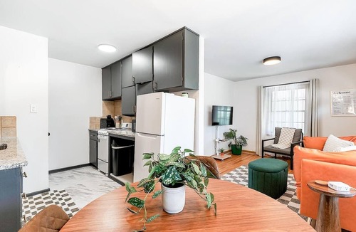 Derby Apartment | Derby Den - K - Close to Park
