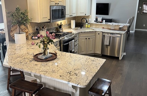 Buechel House | Derby/PGA East End 4 Bedroom Home with additional sleeping area