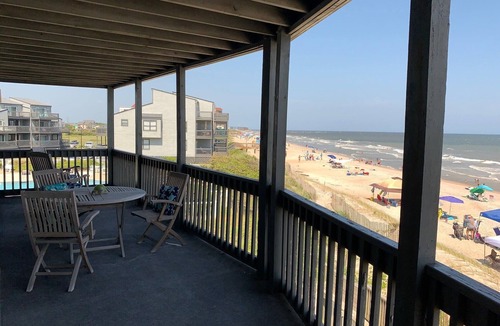 Sneads Ferry Condo | DISCOUNTED Rates for Aug. 2026-Newly Renovated 3 Bed, 3 Bath Oceanfront pt. Unit