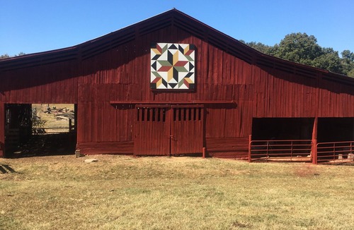 Tellico Plains House | Discover Cherohala Skyway and Historic Downtown Tellico Plains in just 5 mins !
