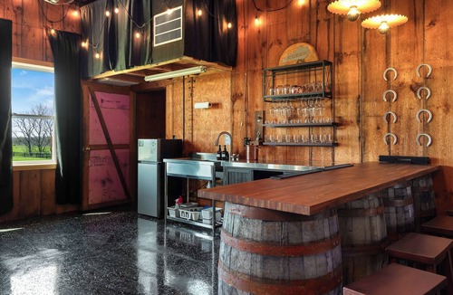 Coxs Creek House | Distiller's Dream - Bourbon Trail Country Fun - 12 minutes to Bardstown Square