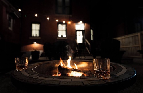 Old Louisville House | Distiller’s Reserve - Luxury 3-story 1895 Historic Home - Old Louisville