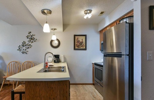 Notch Estates Condo | Divine 9 Condo -Fishing Lake & Hiking Trails!