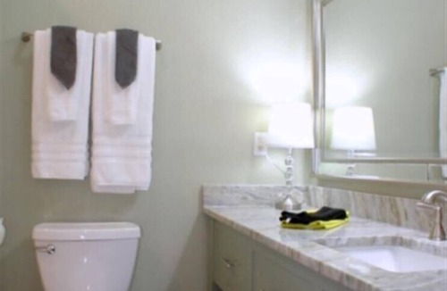 Downtown Branson Cottage | Downtown Branson Cottage