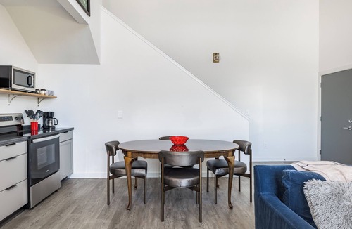 Clarksville Apartment | Downtown Clarksville Penthouse