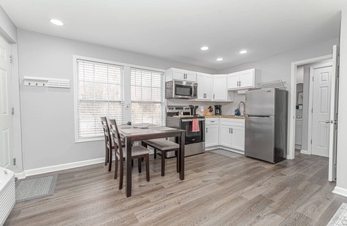 Kimmswick Apartment | Downtown Kimmswick Studio-Renovated-Prime Location