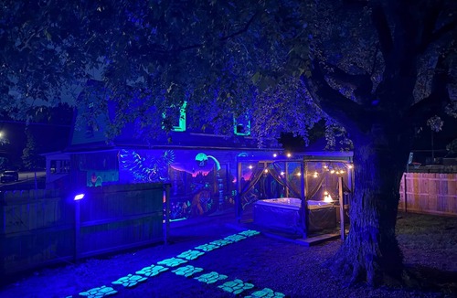 Taylor Berry House | Dragons Perch | Hot Tub | 2 Bedroom