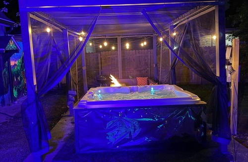 Taylor Berry House | Dragons Perch | Hot Tub | 2 Bedroom