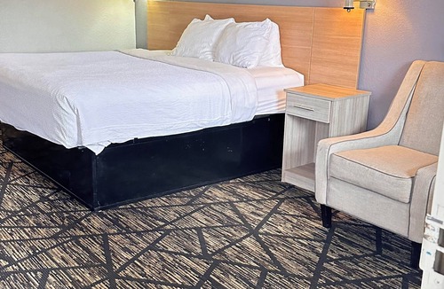 Senatobia Hotel | Dreamland Inn and Suites