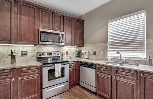 Branson Villa | Dreamy Villa Located Close to the Branson RecPlex! Come and Stay and Play!