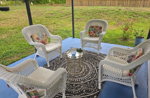 La Vergne House | Eagle's Nest with Forest Views—Playroom—30 minutes from Nashville