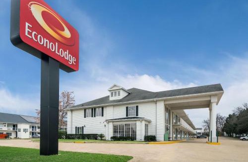 Branson Theater District Cabin | Econo Lodge Branson Theater District