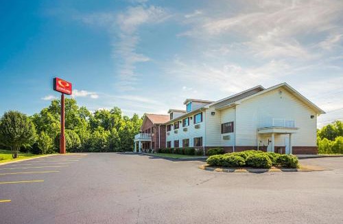 Ripley Hotel | Econo Lodge Inn & Suites Ripley