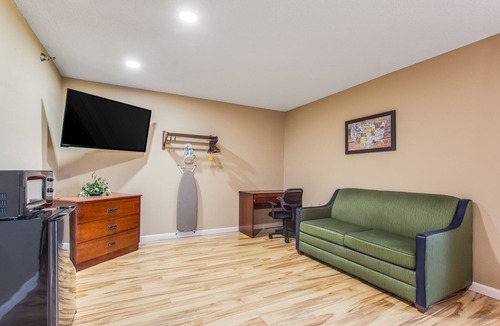 Shelbyville Hotel | Econo Lodge Shelbyville