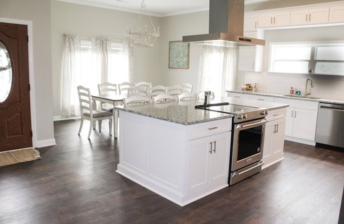 Eddyville House | Eddy Bay Hideaway - Family Oasis!
