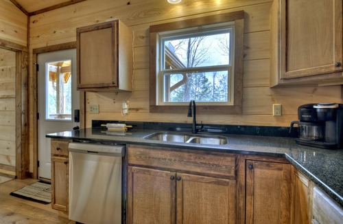 Copperhill Cabin | El Dorado | Hot Tub | Pool Table | Mountain View