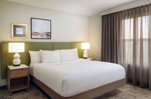 White Station Hotel | Embassy Suites by Hilton Memphis East Germantown Area