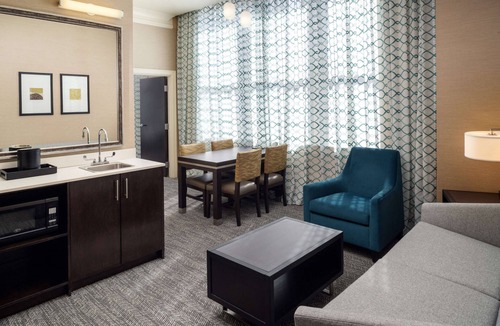 Downtown St. Louis Hotel | Embassy Suites by Hilton St. Louis Downtown