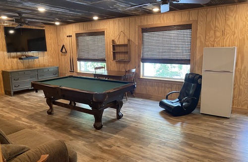 Oakland Cabin | Enid Lake Waterfront Cabin- Point Pleasant