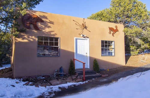 Northeast Santa Fe Cottage | Escape into serenity just minutes from the Plaza. Hot tub and sauna.