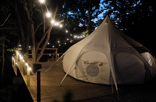 Georgetown House | ★Escape & Relax ~ Breathtaking Creekside Getaway with Outdoor Tub★