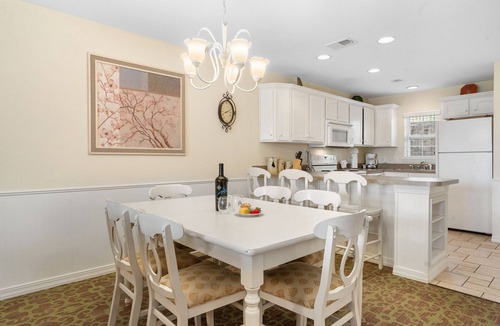 Kimberling City Ski Chalet | Expansive Lake Access Condo in Kimberling City-Free Attraction Tickets-Ozarks Views