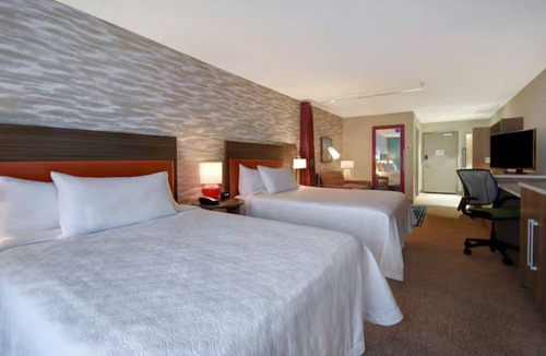 Wichita Hotel | Explore Wichita's Downtown – Stay in a Modern and Spacious Unit