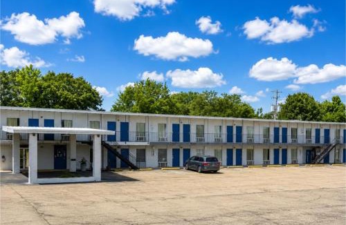 New Albany Hotel | Express Inn New Albany I 22