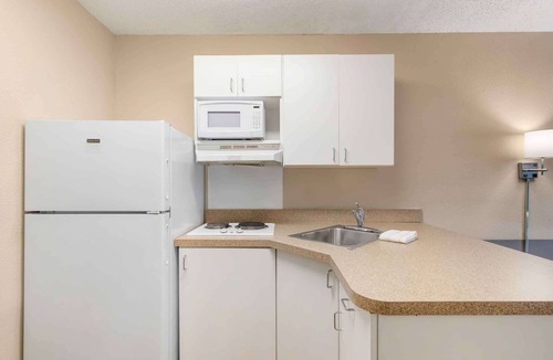 White Station Hotel | Extended Stay America Suites Memphis Germantown West