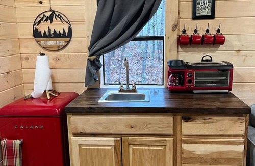 Corbin Cabin | Ez livin off grid cabin in Daniel Boone National Forest
